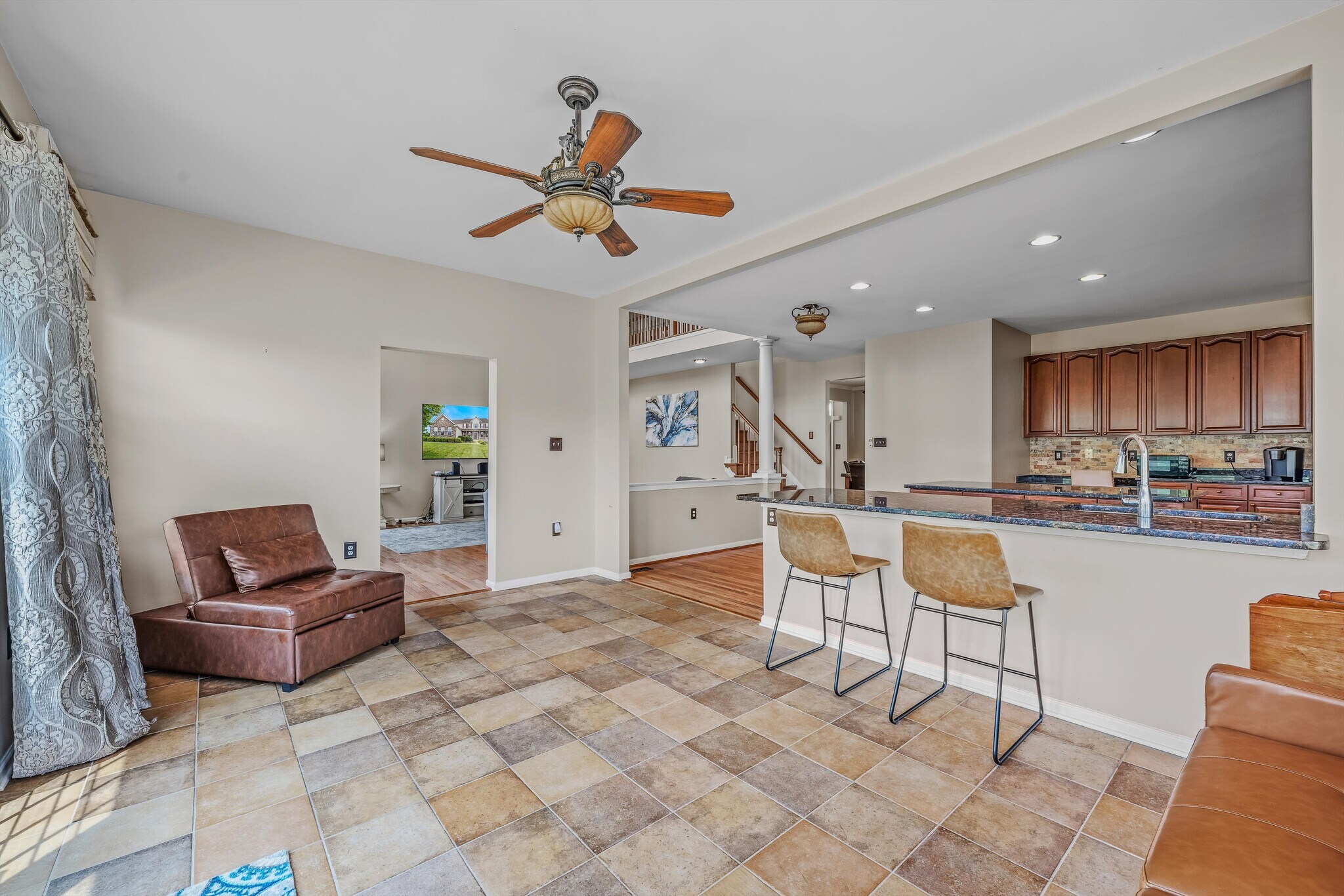 Building Photo - 288 Cirrus Way