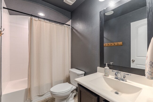 Building Photo - 14207 Irvine Rnch Trl