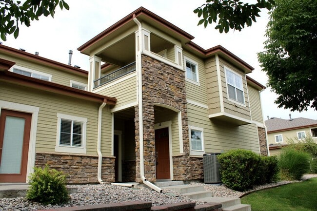 Primary Photo - Beautiful 2 Bedroom Townhome