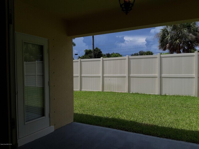 Building Photo - 4165 Harvest Cir