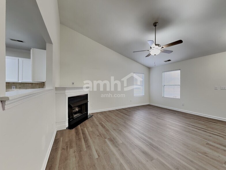 Building Photo - 4477 Westhill Pl