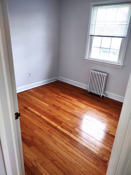 Office / Spare Room - 28 Canal View Dr