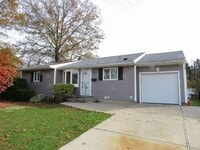 Building Photo - Prime Plainview Ranch