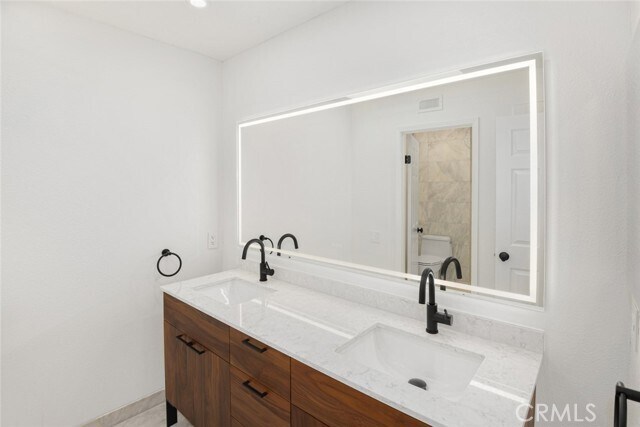 Building Photo - 28142 Ambar