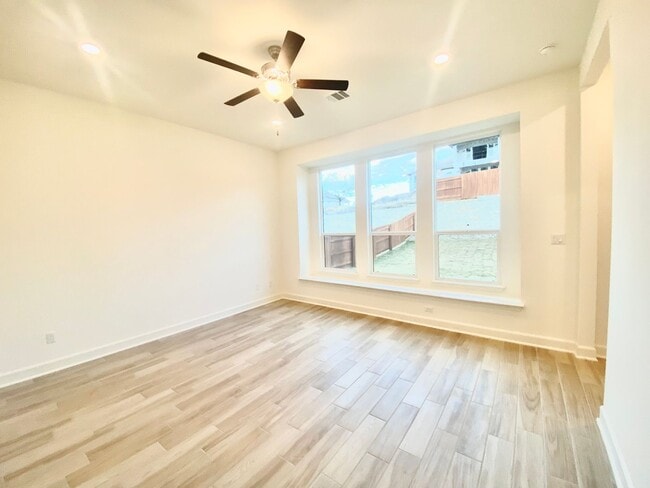 Building Photo - 6009 Cimarron Rdg Ln