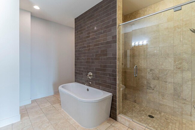 Building Photo - Exclusive wastside condo now available!