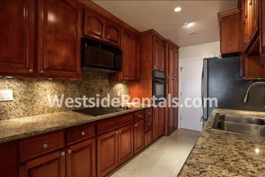 Kitchen 2 - 11970 Montana Ave