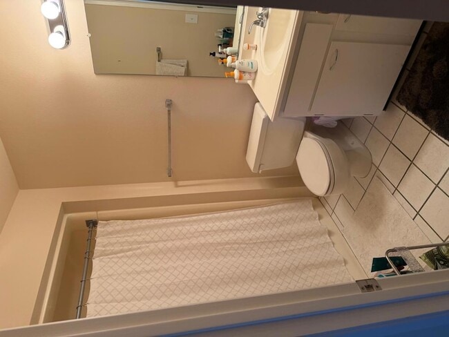 Building Photo - 9209 W Glen Oaks Cir N