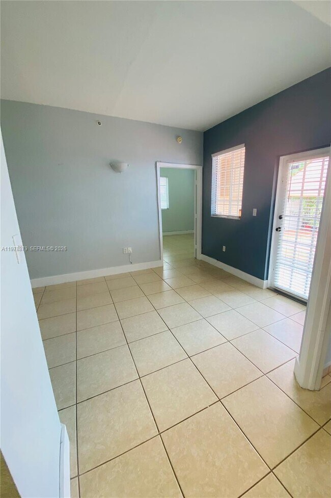 Building Photo - 17415 NW 75th Pl