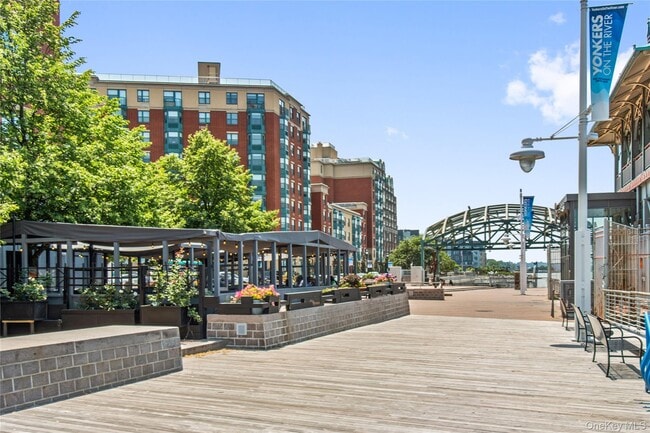 Building Photo - 23 Water Grant St