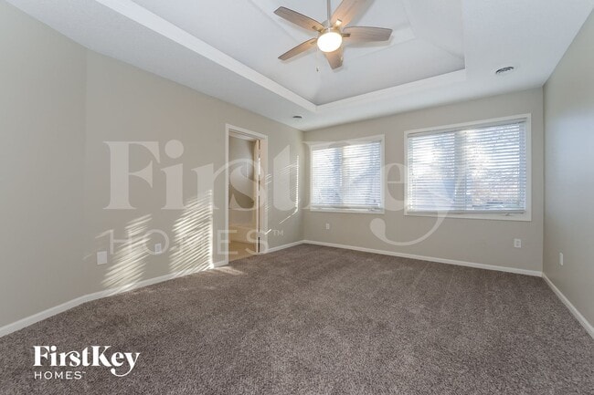 Building Photo - 6914 NW Pleasant View Ct