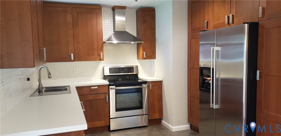 Building Photo - 2318 Leah Rd