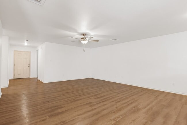 Building Photo - 8316 E County Rd 113