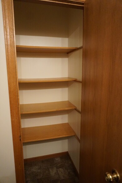 Building Photo - 1400 E Rushmore Dr