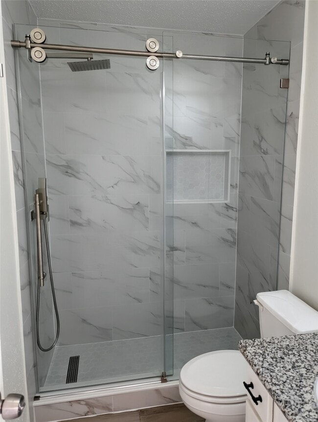 Building Photo - 2223 Crosscoach Ln