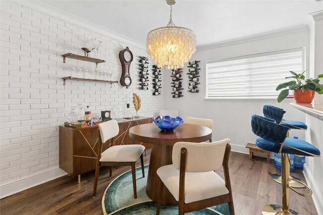 Building Photo - 10109 Regal Park Ln