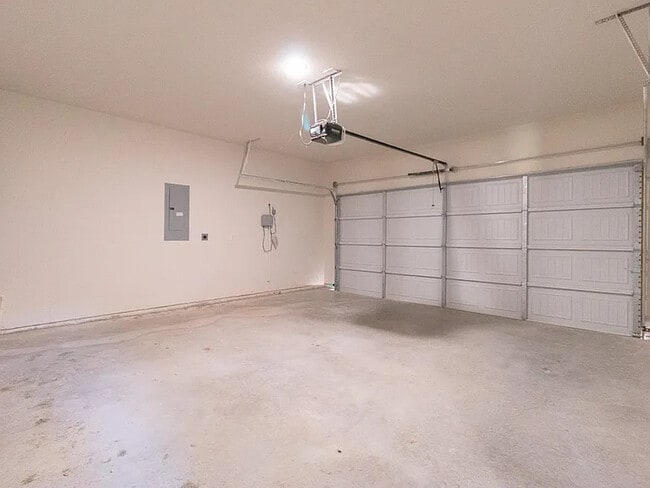 Building Photo - 1028 Park Oak Ln