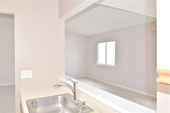 Building Photo - 3502 Fox Ln