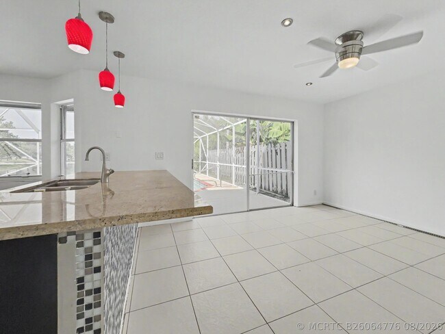 Building Photo - 10133 Brookville Ln