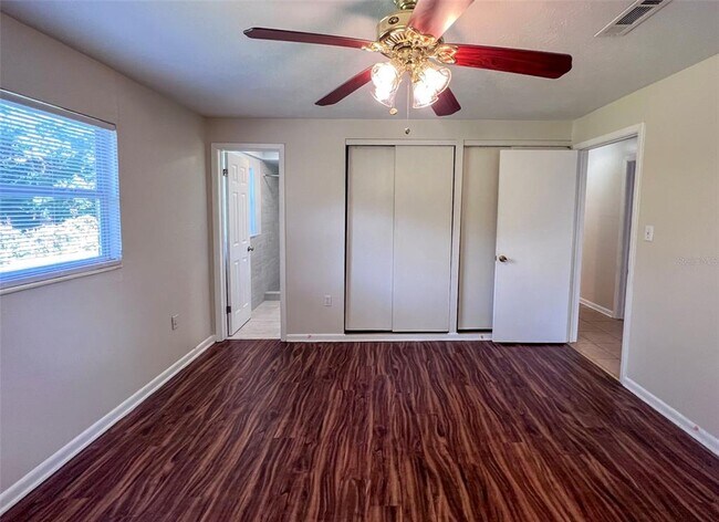 Building Photo - 536 NW 34th St