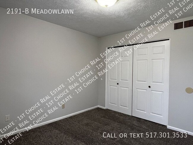 Building Photo - 2191-B Meadowlawn-