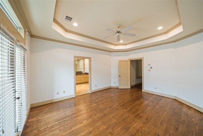 Building Photo - 4607 Regent Manor Dr