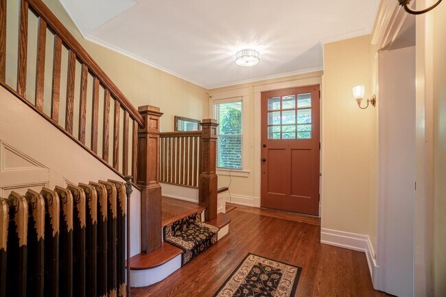 Building Photo - 6609 Church Ave