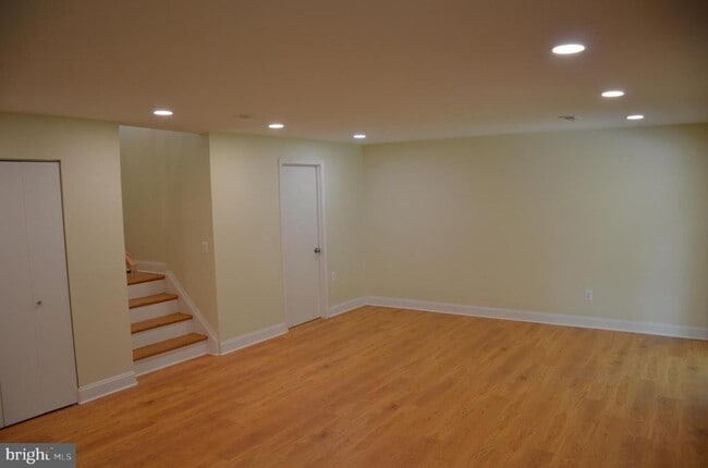 Building Photo - 9012 Paddock Ln