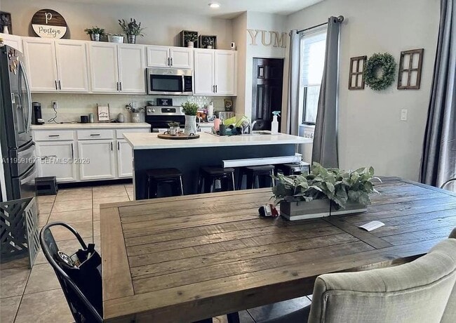 Building Photo - 11428 SW 252nd St