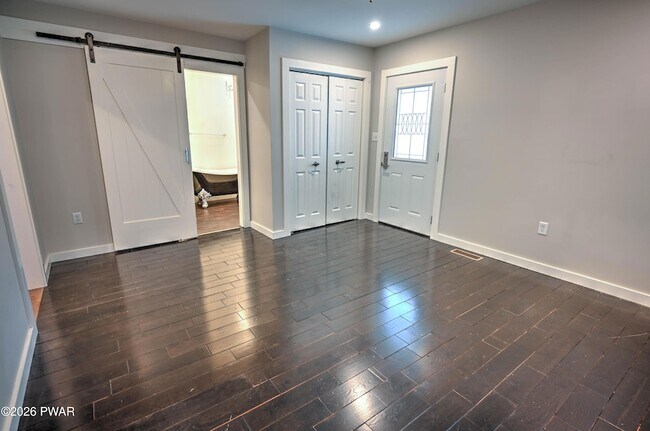 Building Photo - 628 Hudson St