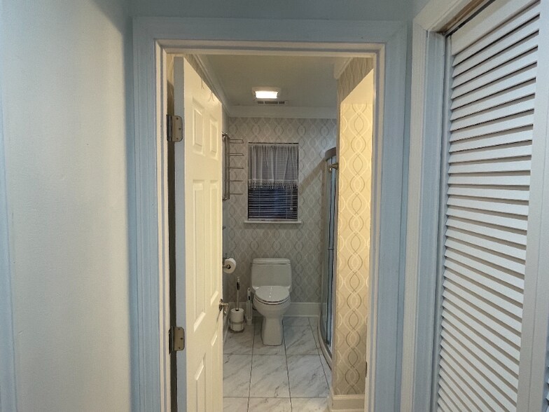 Building Photo - 44 Salt Marsh Dr