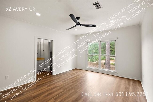 Building Photo - 52 Avery Cir