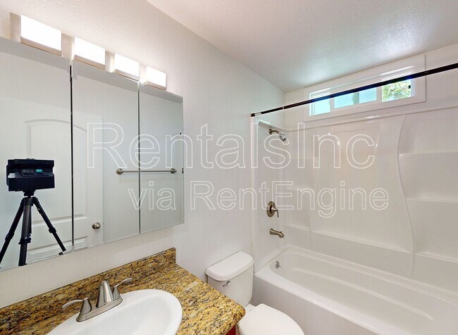 Building Photo - 16914 CA-12