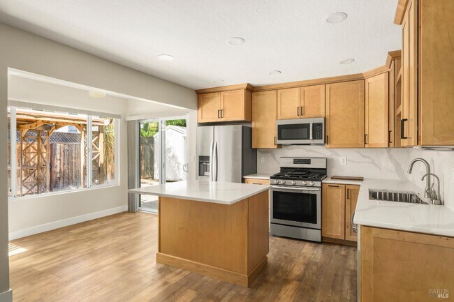 Building Photo - 436 Corte Lagos