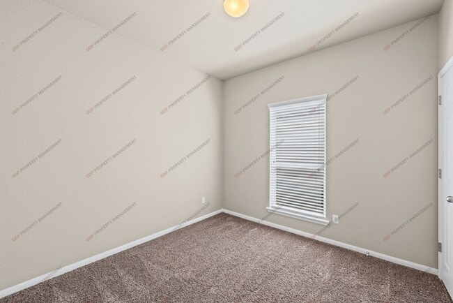 Building Photo - 8012 Redbrush