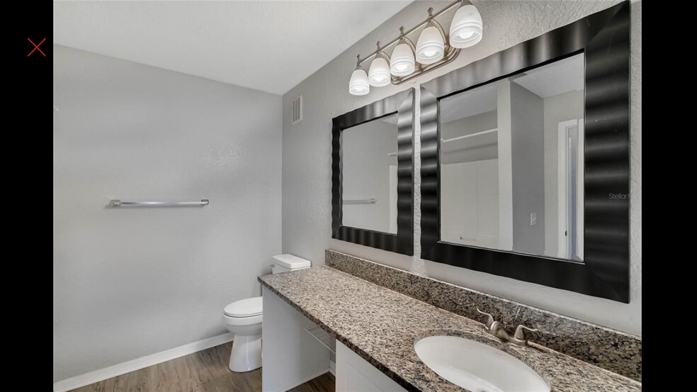 Building Photo - 864 Grand Regency Pointe