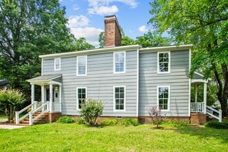 Building Photo - 803 W Davis St