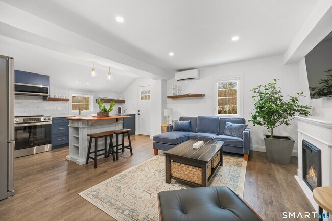 Building Photo - 167 North Ave