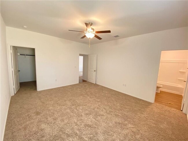 Building Photo - 3608 Lodgepole Dr