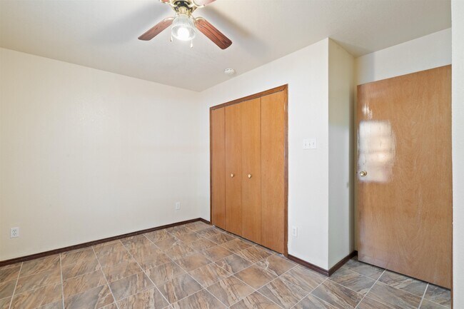 Building Photo - 104 Virgie St