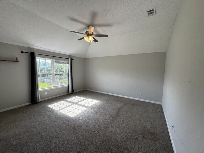 Building Photo - Home for Rent