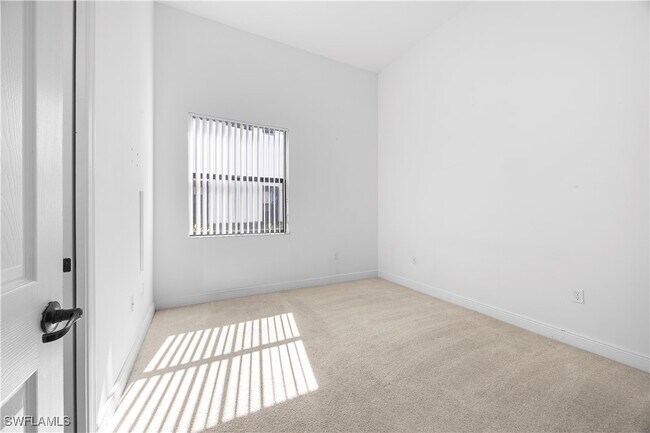 Building Photo - 5087 Salerno St