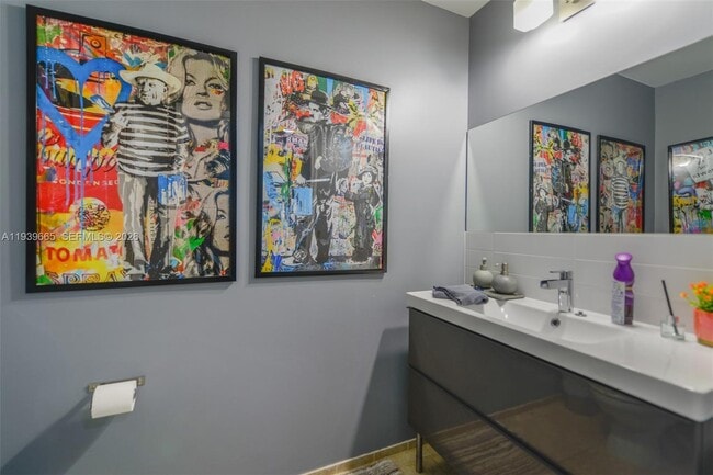 Building Photo - 60 SW 13th St