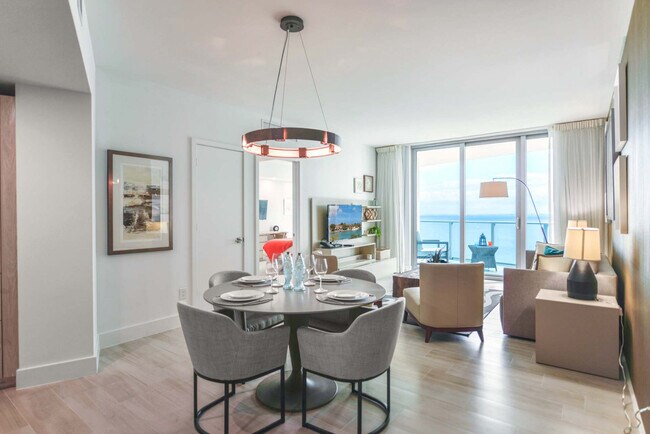 Building Photo - 4111 S Ocean Dr