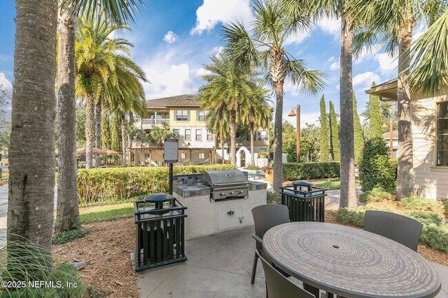 Building Photo - 12700 Bartram Park Blvd