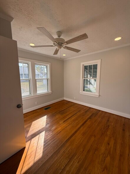 Bedroom 2 - 205 44th Ave N