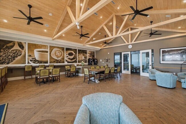 Building Photo - 10792 Tarflower Dr