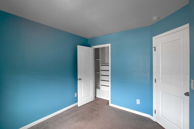 Building Photo - 902 Taybyn Rd