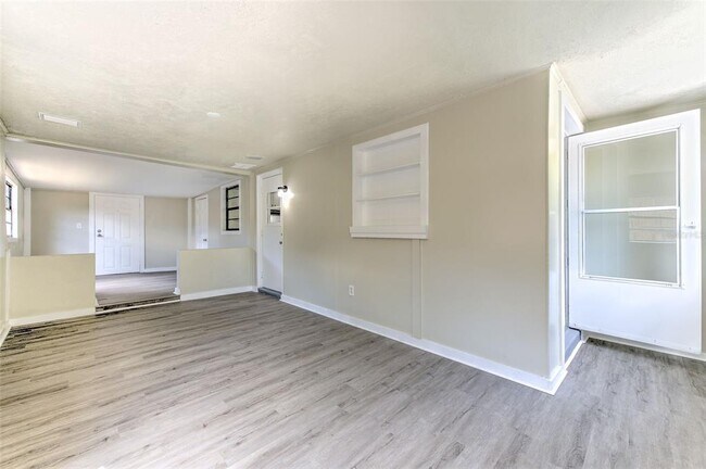 Building Photo - 475 W Ethelene St