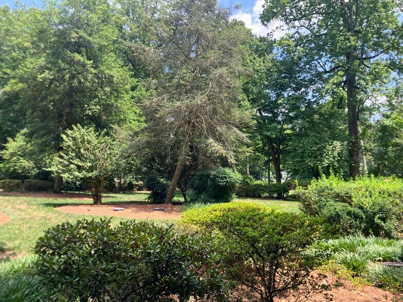 Building Photo - 5503 Currituck Pl